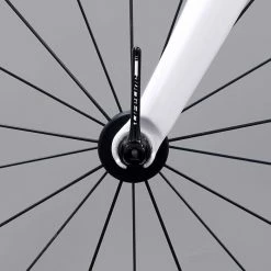 LifeLine Titanium Hurtigkoblingssæt 9 LifeLine Titanium Hurtigkoblingssæt -Billig Hjul butik LifeLine Titanium Quick Release Skewers black situ 3